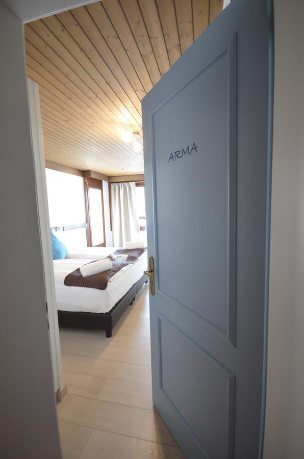 Boutique Hotel Riviera Spiez Rum bild